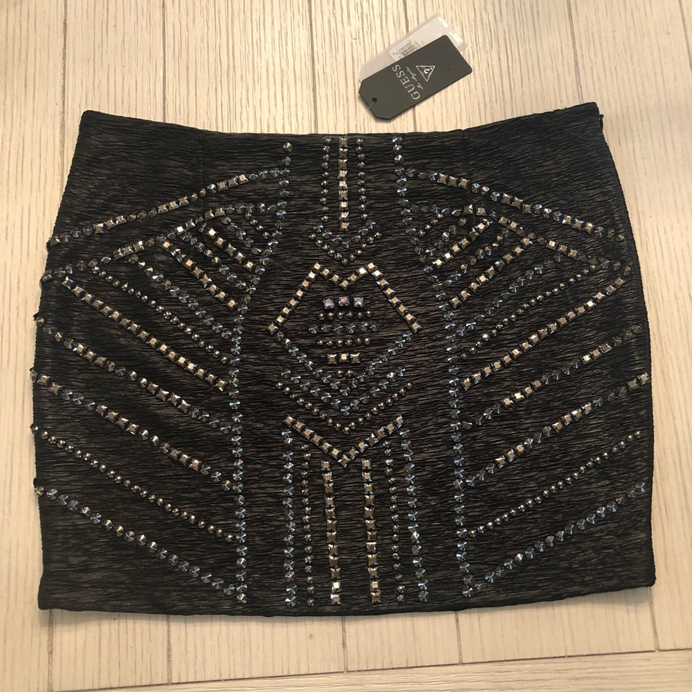NWT Guess skirt